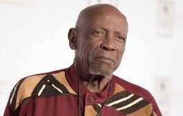 Louis Gossett Jr, 1st black man to win best supporting actor Oscar, dies at 87 | Mint