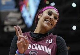 South Carolina's 6-foot-7 Kamilla Cardoso is the center of attention for the title-hunting Gamecocks