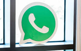 WhatsApp, Instagram down for users globally