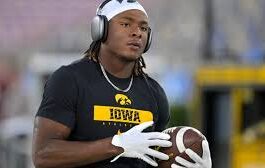 Kaleb Johnson breaks Iowa football record with 21 touchdowns in one season for Hawkeyes