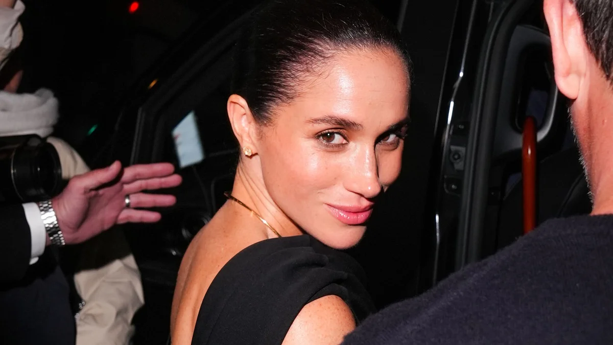 Meghan Markle steps out