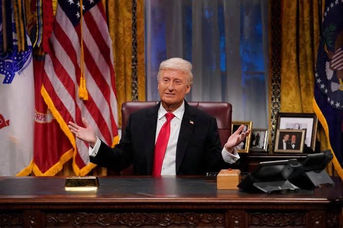'SNL' spoofs Trump and