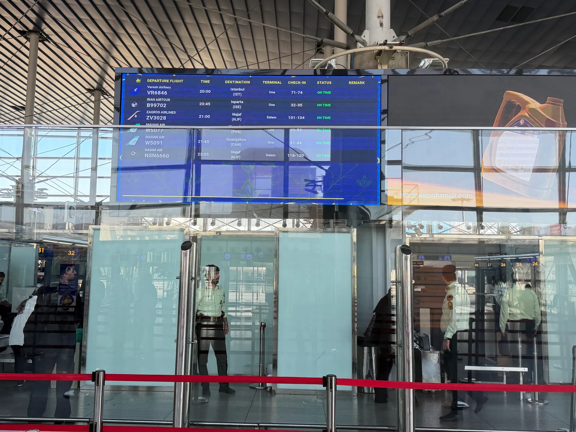 UAE bars Iranian airlines