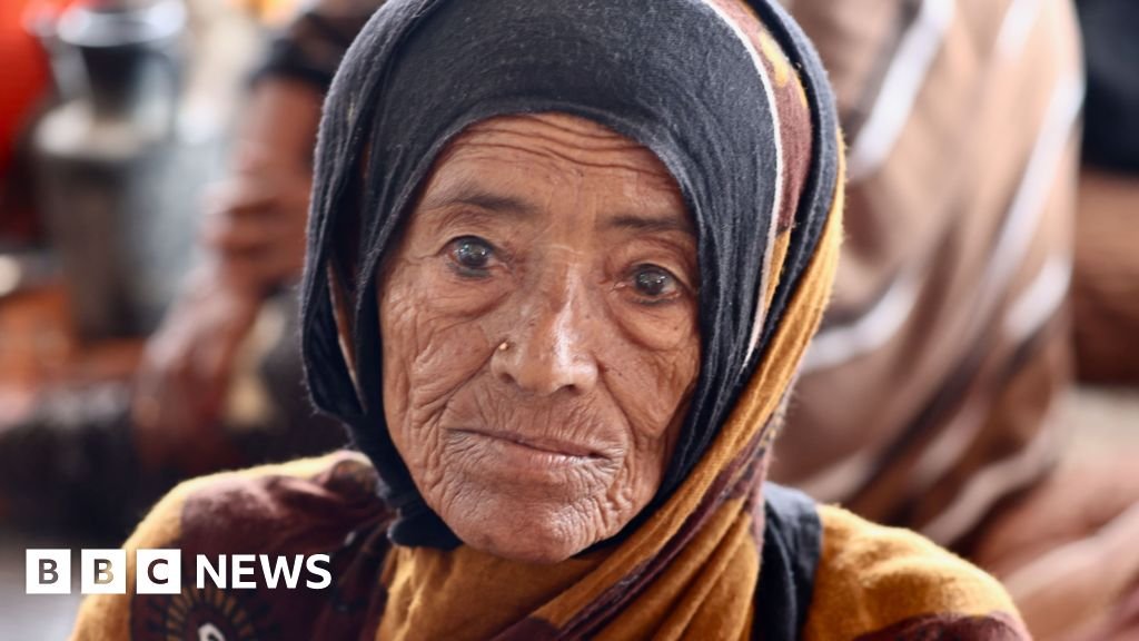 Yemenis flee across Red