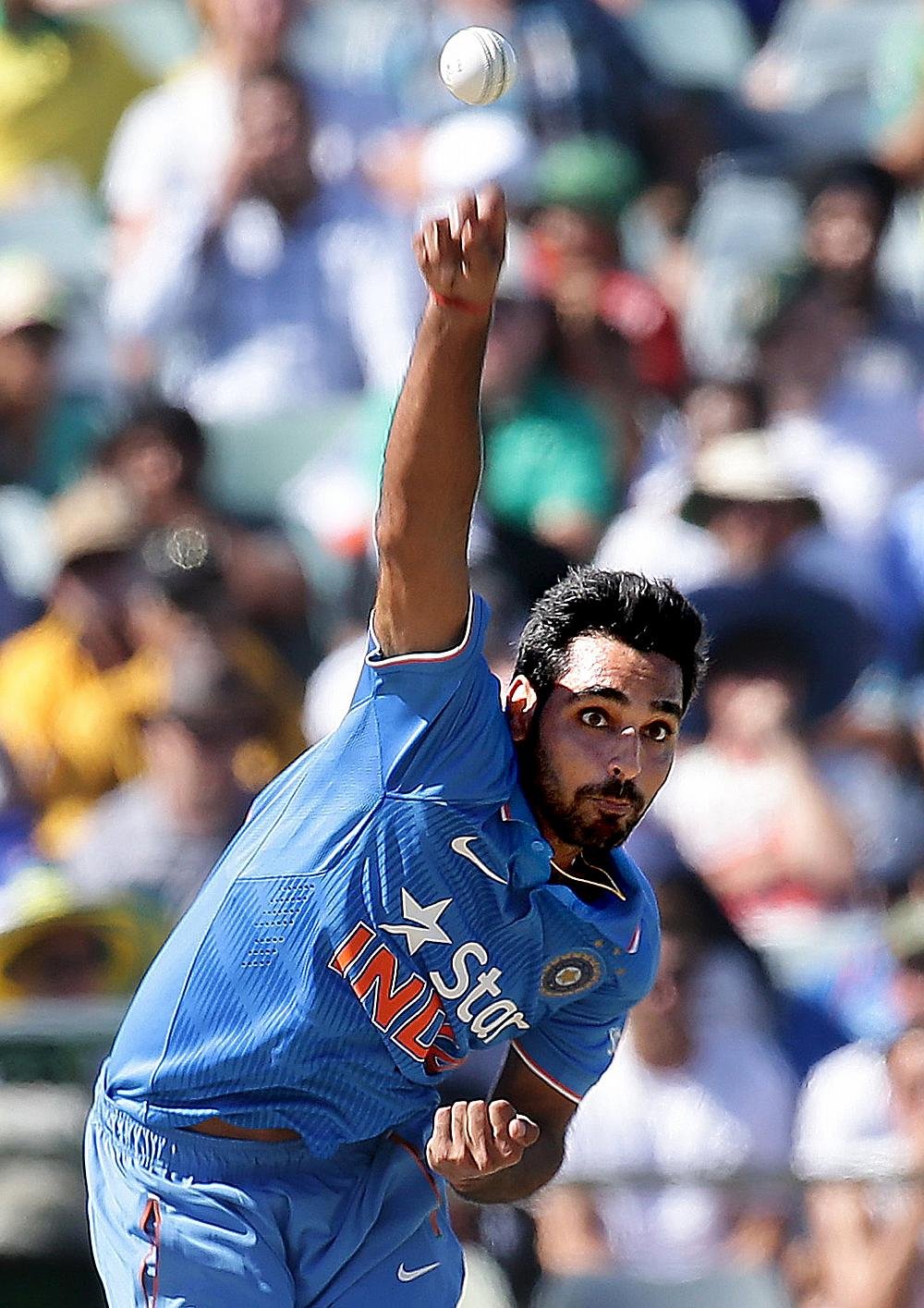 2026-10-16-india-bhuvneshwar-recall-shami-australia Bhuvneshwar Kumar bowling for Royal Challengers Bengaluru in the IPL