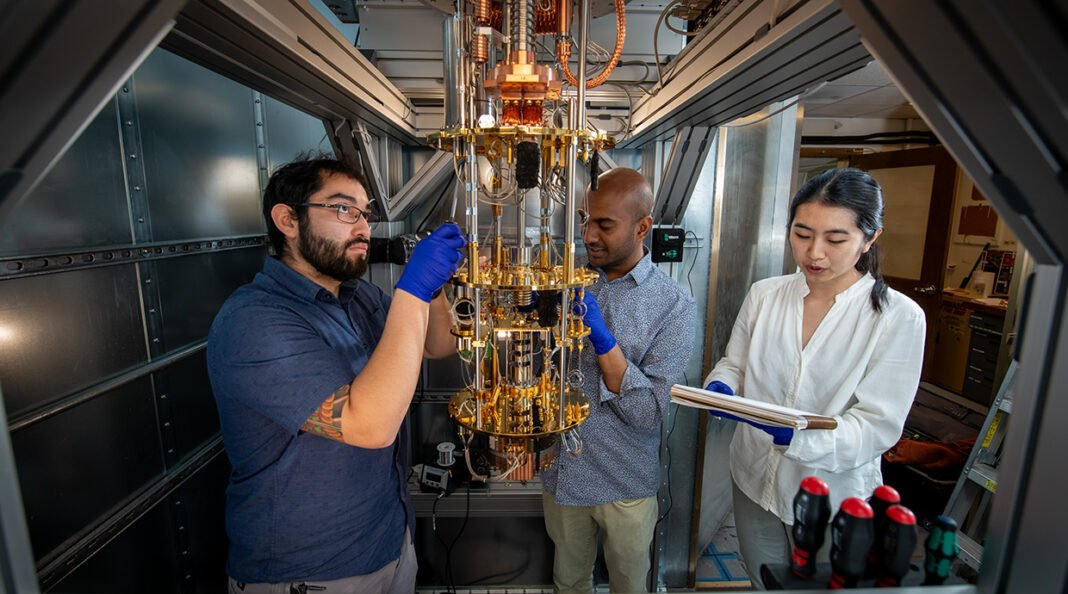 2026-10-16-india-iisc-samsung-quantum-lab Scientists working inside a quantum research laboratory