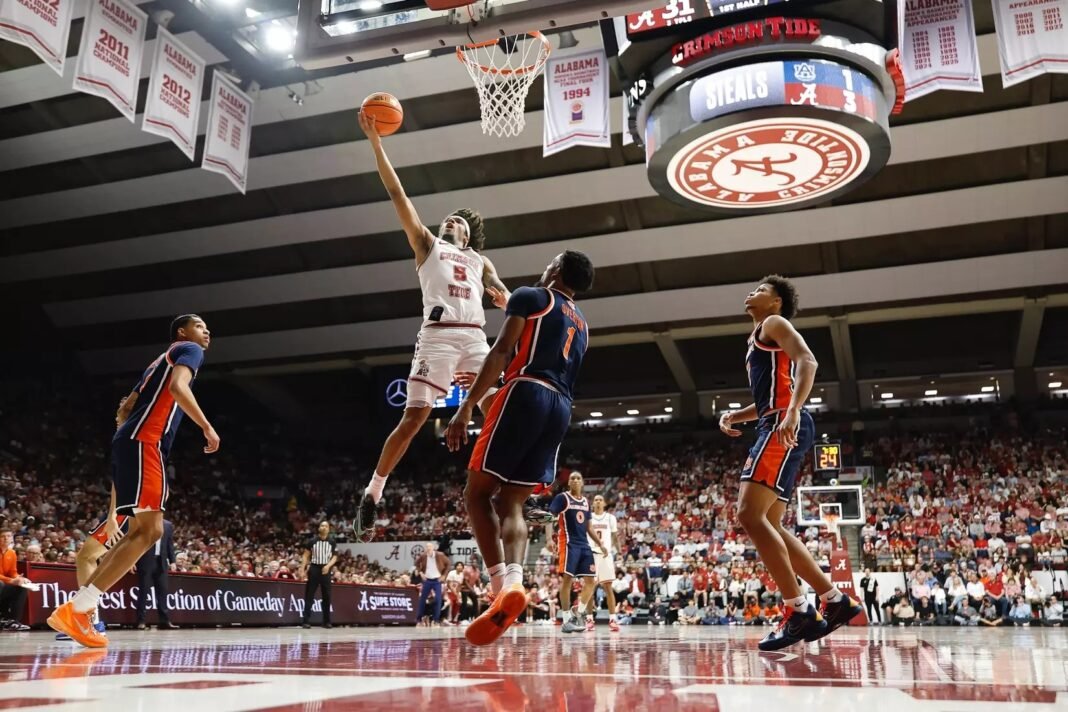 alabama-auburn-87-85-fiery-basketball-exhibition Alabama basketball player Amari Allen in action against Auburn