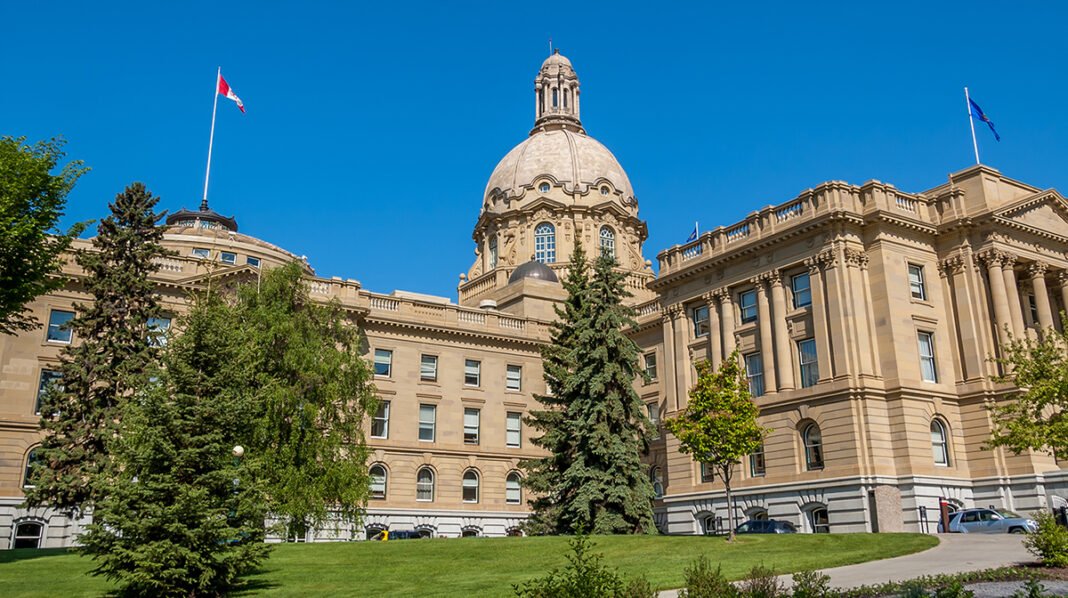 Alberta Legislature Building Alberta Legislature building in Edmonton
