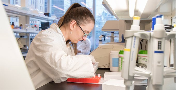 azenosertib-ovarian-cancer Azenosertib ovarian cancer data shows 15.8-month survival