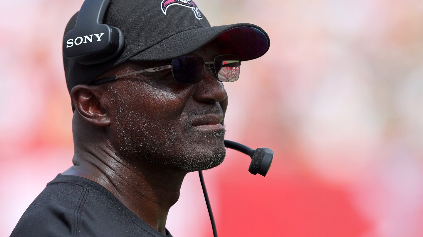 Buccaneers coach Todd Bowles