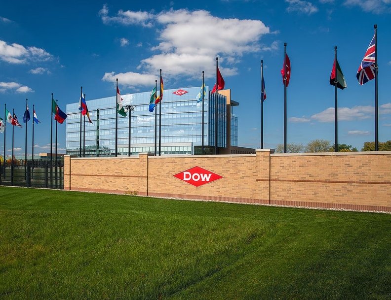 bus-03 Dow earnings rebound after textile launch draws focus