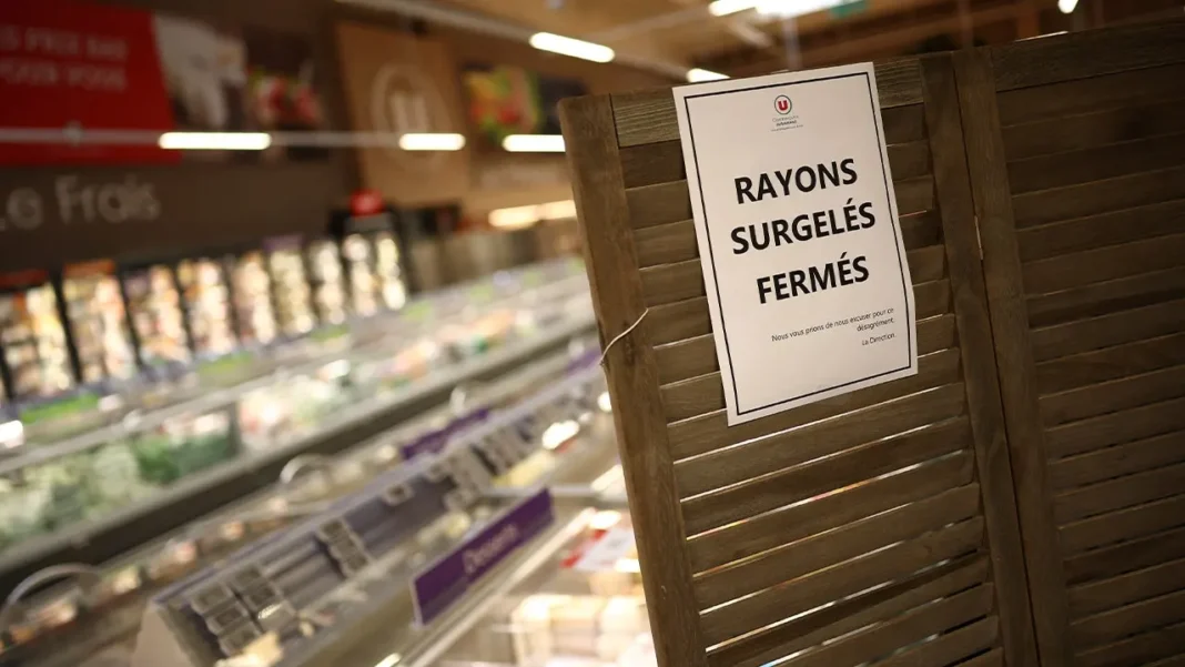 French supermarkets face millions French supermarkets face millions