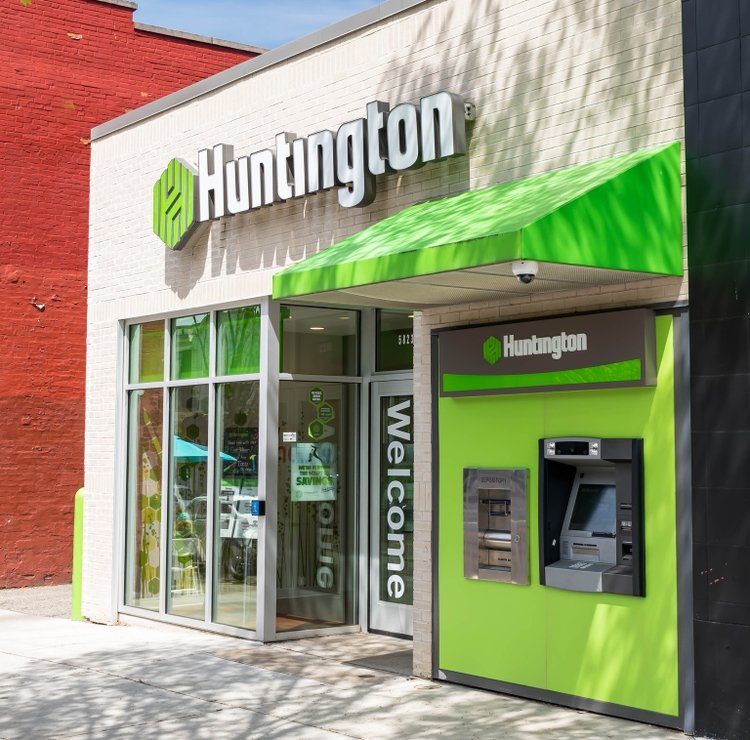 Huntington Bank branch building exterior