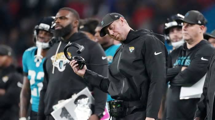 Jaguars coach Liam Coen