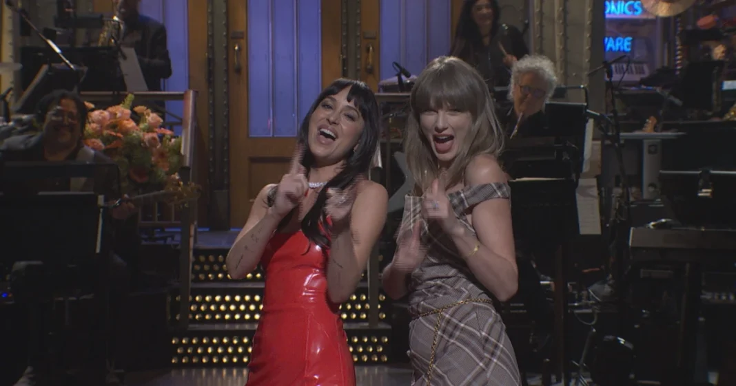 Taylor Swift pops into