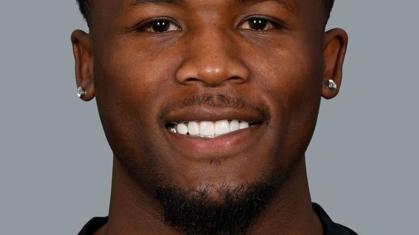 Tee Higgins (groin/neck) questionable