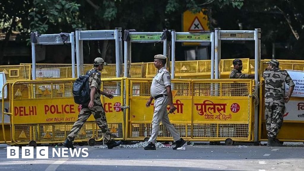 Thousands of security personnel