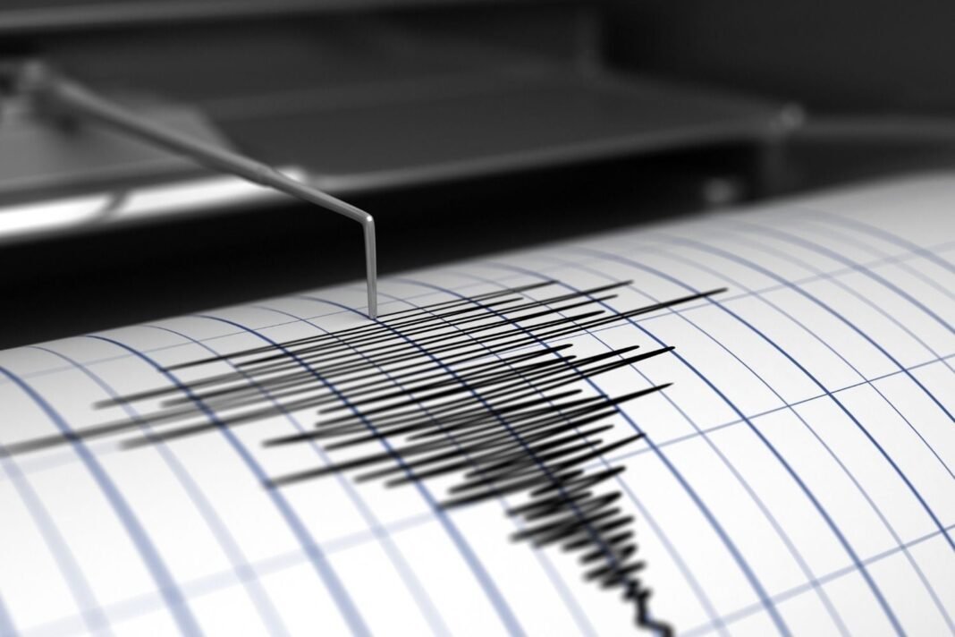 Seismograph recording earthquake seismic waves