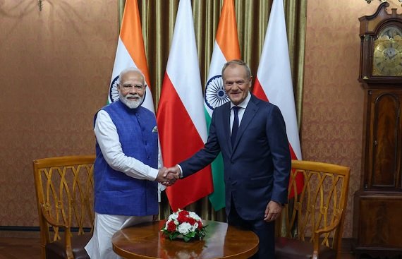 wp_25 Narendra Modi, Donald Tusk, India Poland meeting, New Delhi